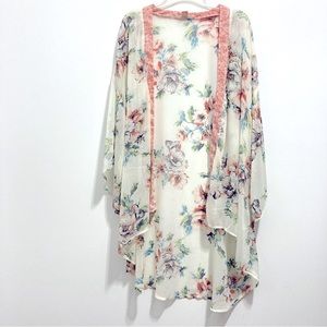 BOG Collective Women’s Floral Poncho
